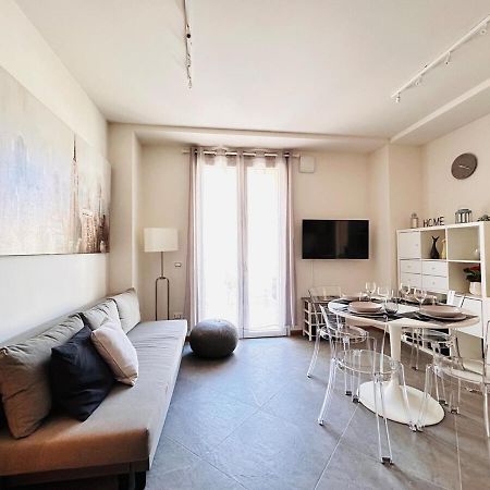 Homeby, Terrace Apartment Francesca Florence Luaran gambar