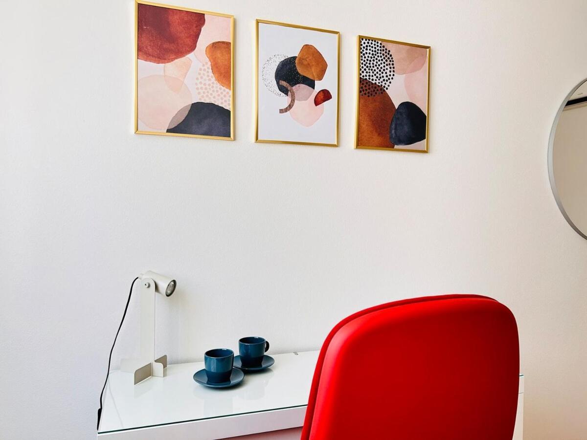 Homeby, Terrace Apartment Francesca Florence Luaran gambar