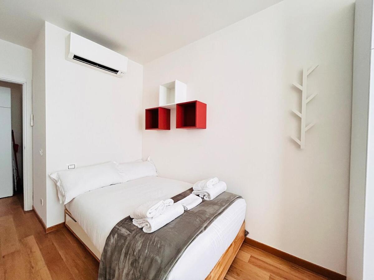 Homeby, Terrace Apartment Francesca Florence Luaran gambar