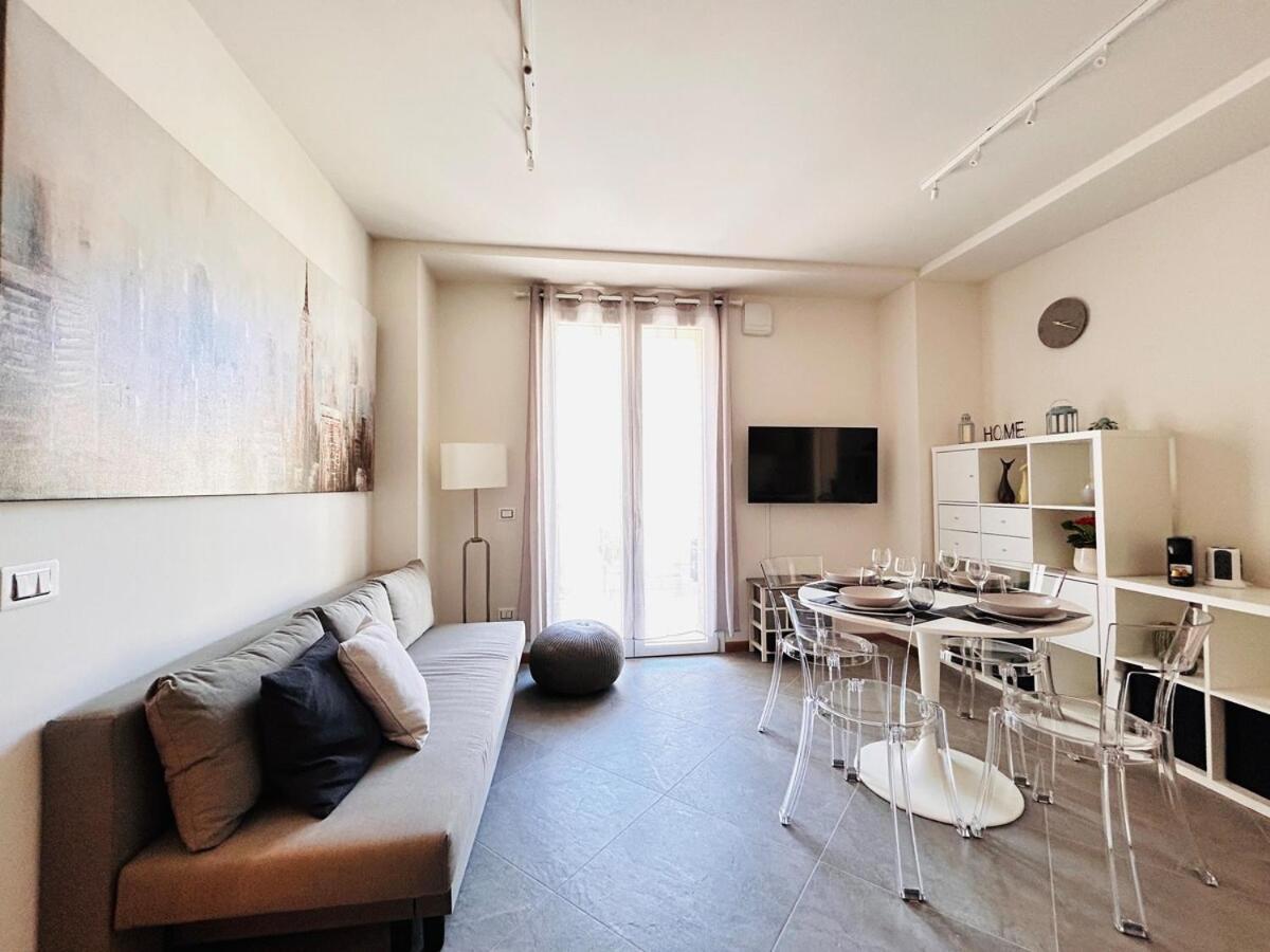 Homeby, Terrace Apartment Francesca Florence Luaran gambar