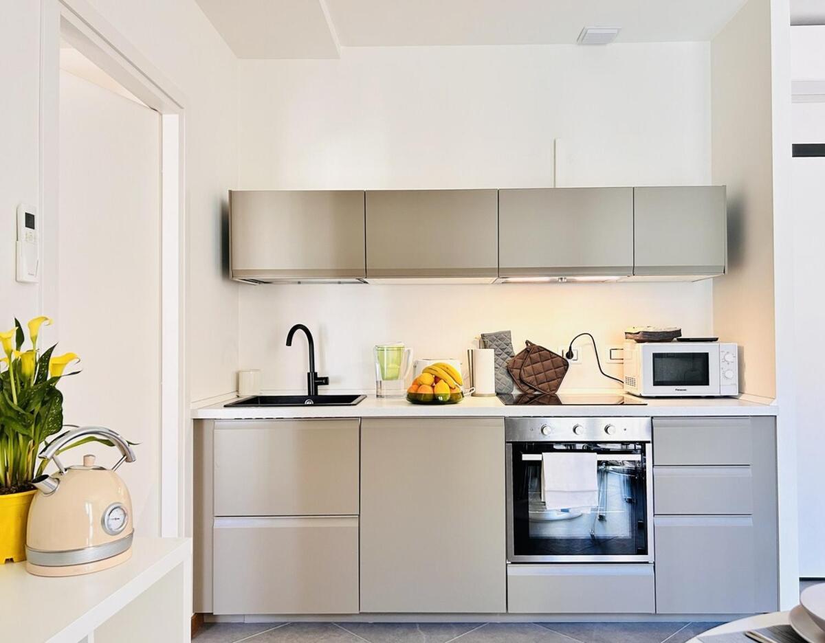 Homeby, Terrace Apartment Francesca Florence Luaran gambar